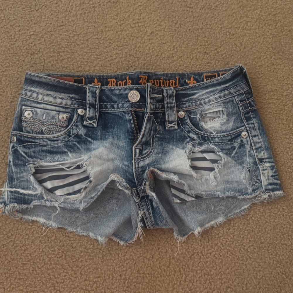 Rock revival shorts 24 Alivia